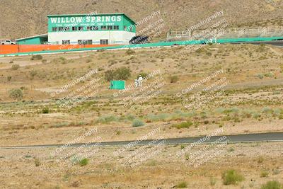 media/Jun-01-2025-CalClub SCCA (Sun) [[eae223c5dd]]/Group 5/Qualifying/